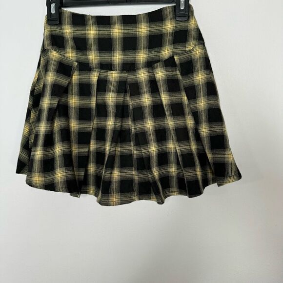 Hot topic plaid mini skirt size XS - Picture 3 of 4